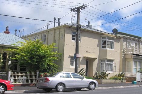 Photo of property in 118 Austin Street, Mount Victoria, Wellington, 6011