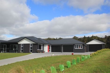 Photo of property in 130 Karanui Road, Te Kamo, Kamo, 0185