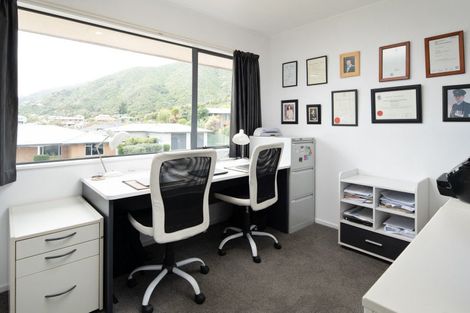 Photo of property in 68 Moana View Road, Waikawa, Picton, 7220