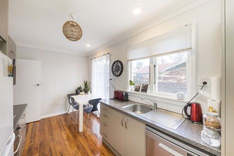 Photo of property in 46 Moheke Avenue, Roslyn, Palmerston North, 4414