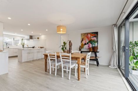 Photo of property in 13 Harbour View Road, Point Wells, Warkworth, 0986