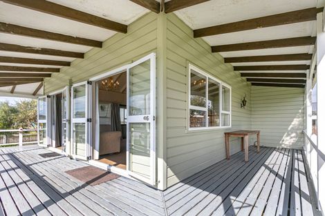 Photo of property in 2 Tokoroa Road, Tairua, 3508