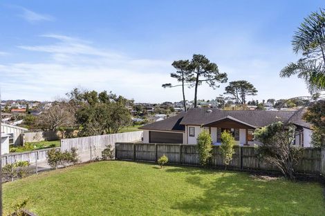 Photo of property in 20 Tiri Road, Manly, Whangaparaoa, 0930