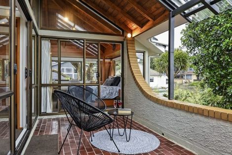 Photo of property in 34 Seacliffe Road, Hillsborough, Auckland, 1042