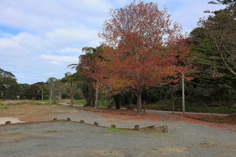 Photo of property in 42 Coxhead Creek Road, Whangateau, 0985