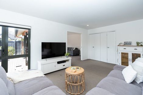 Photo of property in 20 Merlin Close, Huntington, Hamilton, 3210