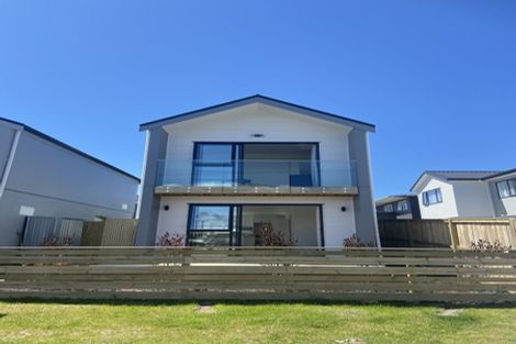 Photo of property in 94e Bay Street, Red Beach, 0932
