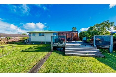 Photo of property in 13 Dunstall Place, Mangere Bridge, Auckland, 2022