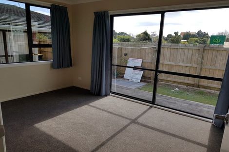Photo of property in 3/24 Hori Street, Vogeltown, New Plymouth, 4310
