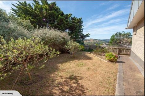 Photo of property in 17 Hawtrey Terrace, Churton Park, Wellington, 6037