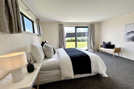 Photo of property in 8 Chatham Rise, Seaward Bush, Invercargill, 9812