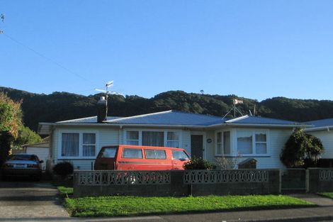 Photo of property in 53 Konini Street, Wainuiomata, Lower Hutt, 5014