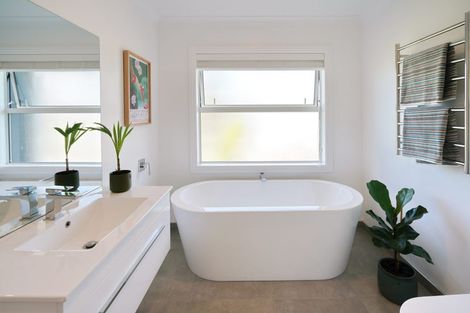 Photo of property in 68 Parsonage Road, Woodend, 7610