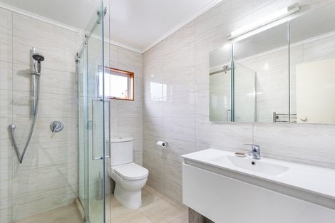 Photo of property in 16 Godden Crescent, Orakei, Auckland, 1071