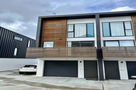 Photo of property in 24/104 Maupuia Road, Maupuia, Wellington, 6022