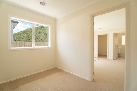 Photo of property in 31 Farnworth Terrace, Churton Park, Wellington, 6037