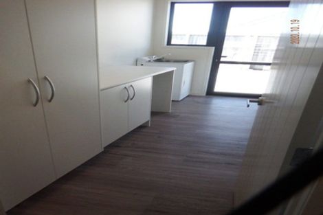 Photo of property in 25 O'farrell Drive, One Tree Point, 0118