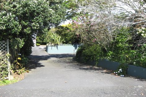 Photo of property in 30 Waiwaka Terrace, Strandon, New Plymouth, 4312
