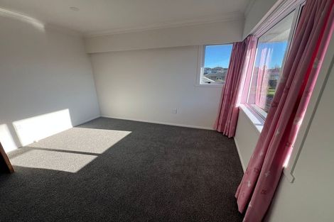Photo of property in 35 Sunnyside Crescent, Papatoetoe, Auckland, 2025