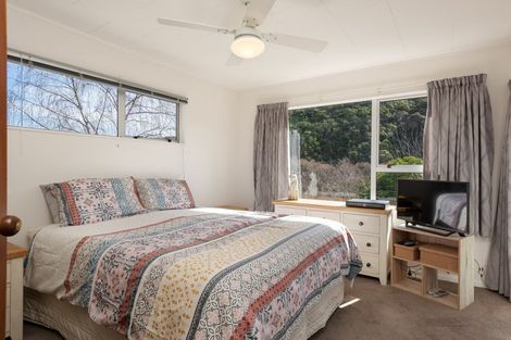 Photo of property in 31a Ranui Street, Waikawa, Picton, 7220