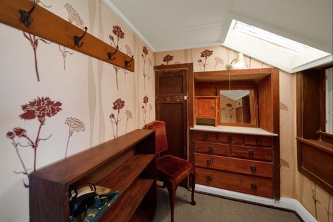 Photo of property in 82 Barrett Street, Westown, New Plymouth, 4310