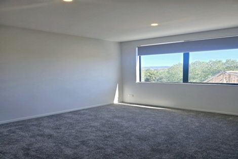 Photo of property in 2/11 Seymour Road, Sunnyvale, Auckland, 0612