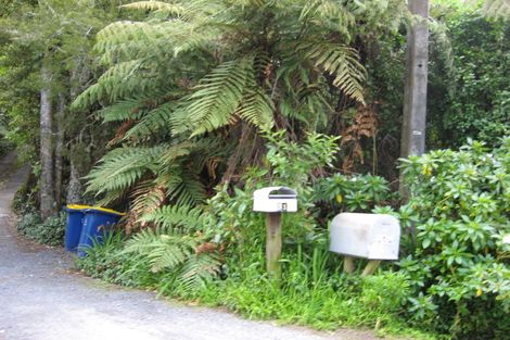 Photo of property in 31 Bush Road, Waiatarua, Auckland, 0604