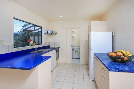 Photo of property in 9h View Road, Glenfield, Auckland, 0627
