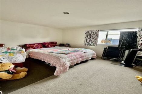 Photo of property in 18/1 Briar Way, New Lynn, Auckland, 0600