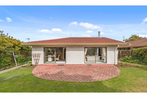 Photo of property in 28 Montclare Avenue, Ilam, Christchurch, 8041