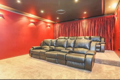 Photo of property in 1 Lindis Place, Poraiti, Napier, 4112