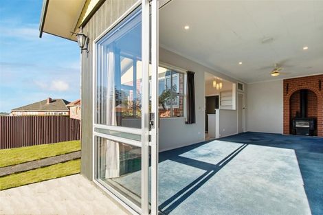Photo of property in 6 Dash Street, Waimate, 7924