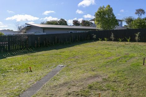 Photo of property in 20a Frederick Street, Two Mile Bay, Taupo, 3330