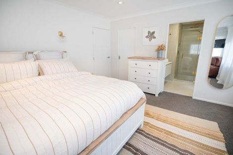 Photo of property in 4 Brandon Road, Manly, Whangaparaoa, 0930