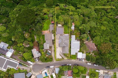 Photo of property in 8 Te Whiti Grove, Korokoro, Lower Hutt, 5012