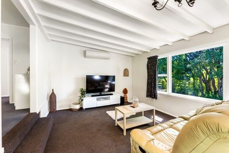 Photo of property in 18 Longfellow Street, Trentham, Upper Hutt, 5018