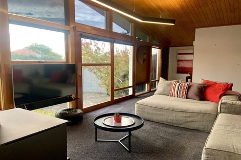 Photo of property in 36 Kellys Road, Mairehau, Christchurch, 8052