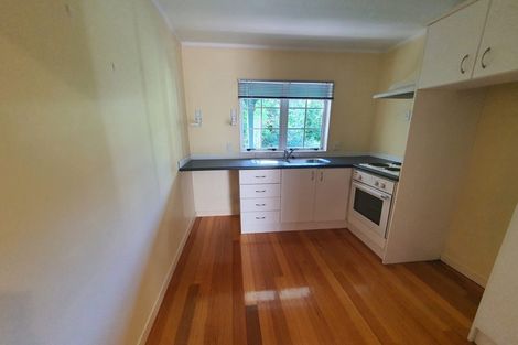 Photo of property in 25 Glenfern Road, Mellons Bay, Auckland, 2014
