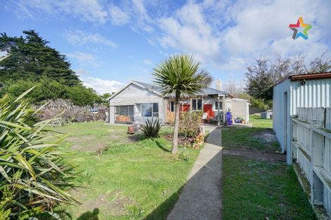 Photo of property in 16 Derby Street, Woodend, Invercargill, 9877
