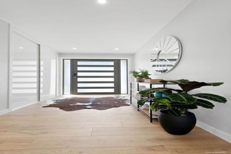 Photo of property in 8 Vazey Way, Hobsonville, Auckland, 0618