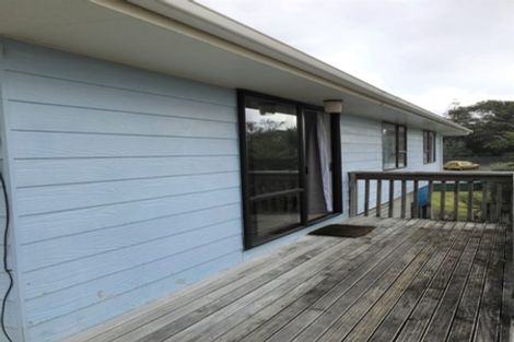 Photo of property in 60 Lavelle Road, Henderson, Auckland, 0612