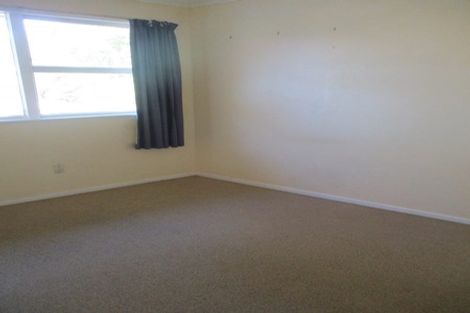 Photo of property in 76 Helena Street, Massey, Auckland, 0614