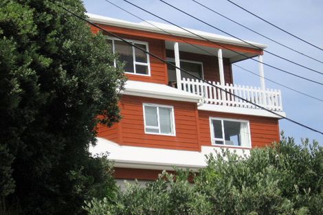 Photo of property in 3 Bristol Street, Island Bay, Wellington, 6023