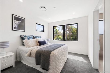 Photo of property in 11a Mimosa Place, Half Moon Bay, Auckland, 2012