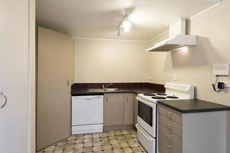 Photo of property in 6 Renfrew Street, Upper Riccarton, Christchurch, 8041