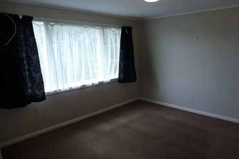 Photo of property in 16 Stirling Crescent, Hokowhitu, Palmerston North, 4410