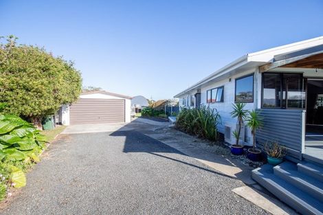 Photo of property in 20 Waihou Street, Turua, Thames, 3574