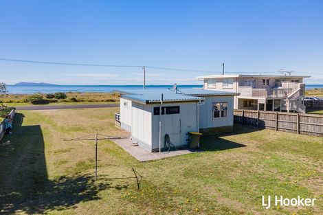 Photo of property in 96 Broadway Road, Waihi Beach, 3611
