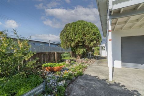 Photo of property in 119 Huaroa Street, Coromandel, 3506