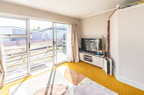 Photo of property in 2/234 Heads Road, Gonville, Whanganui, 4501